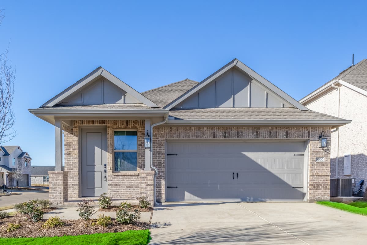 3500 Clover Leaf Lane