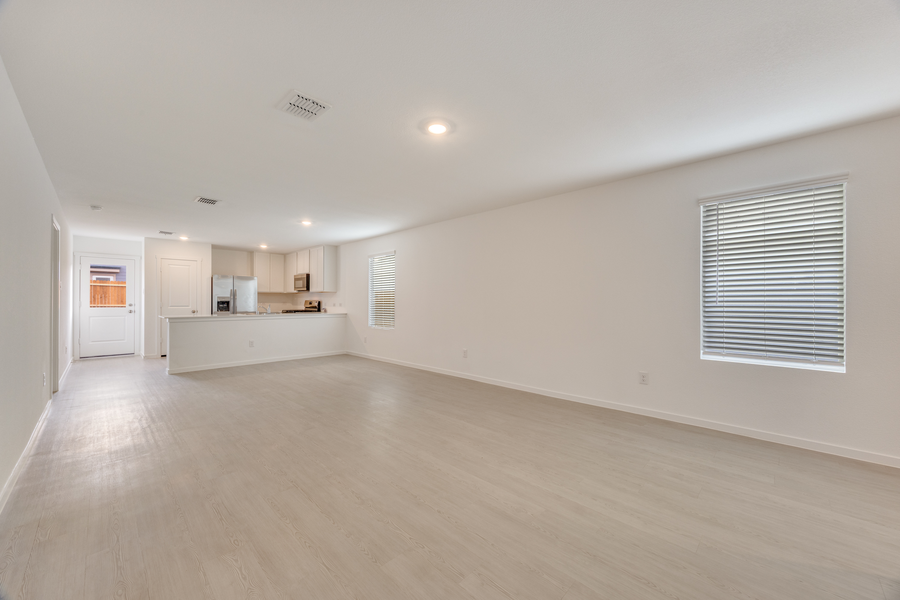 3901 Pontchartrain Parkway